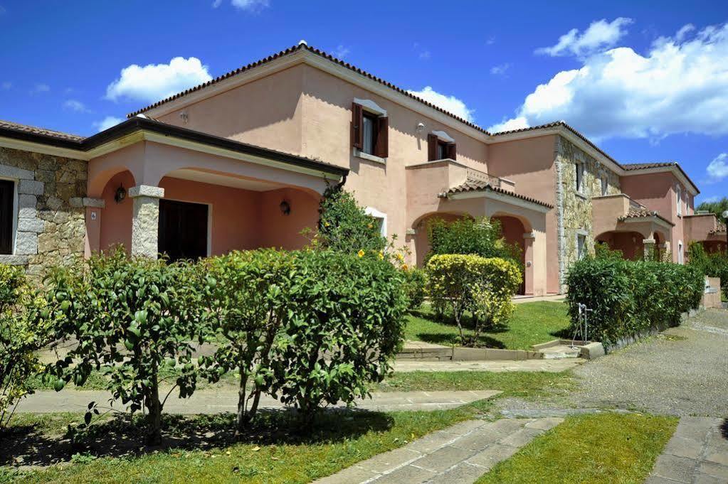 Residence Stella Marina San Teodoro  Exterior photo